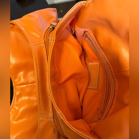 Bold Orange Purse with Silver Ring Detail – Spacious & Stylish - Picture 7 of 9